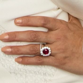 It Looks Like Eva Longoria Is Wearing a Wedding Band With Her Engagement  Ring | Celebrity engagement rings, Eva longoria engagement ring, Engagement  rings affordable