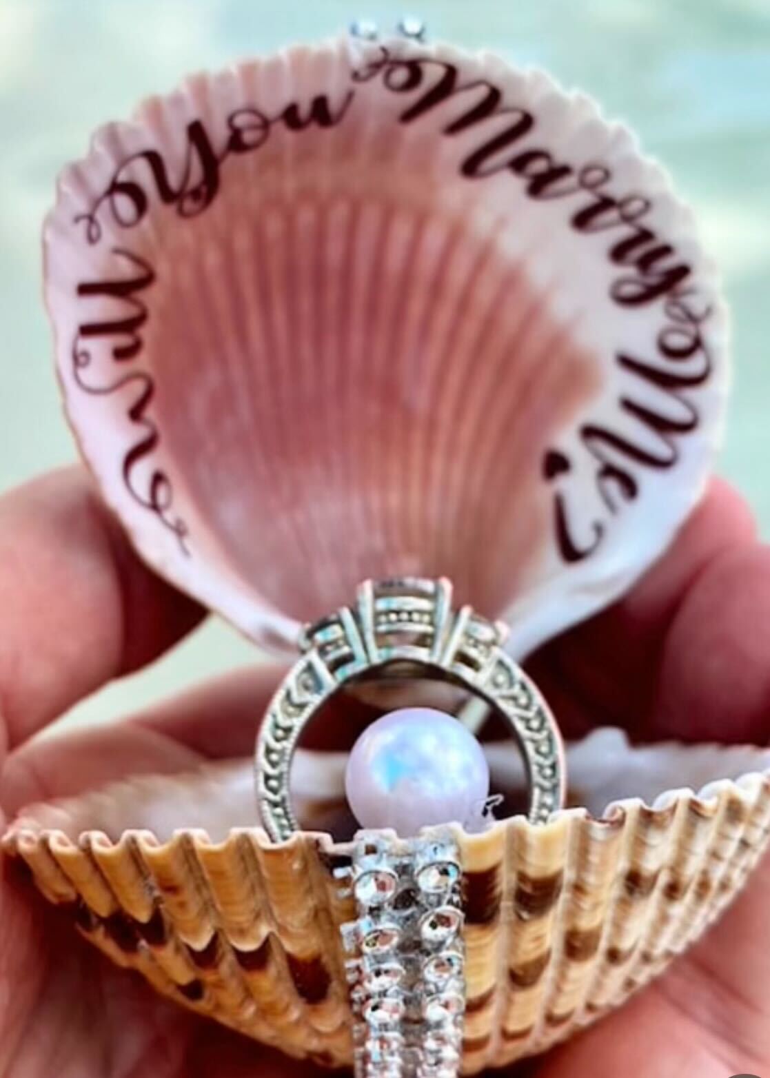 Multifit Square Shape Velvet Proposal Engagement Ring Box Case LED Light  Jewelry Coin Gift Box(Blue) : Amazon.co.uk: Fashion